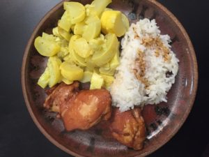 chicken teriyaki gluten free with white rice and yellow squash.